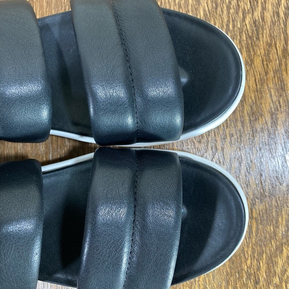 Ugg Zayne Double Strap Slingback Platform Sandal Womens Various Sizes Black NWOT - Picture 6 of 9